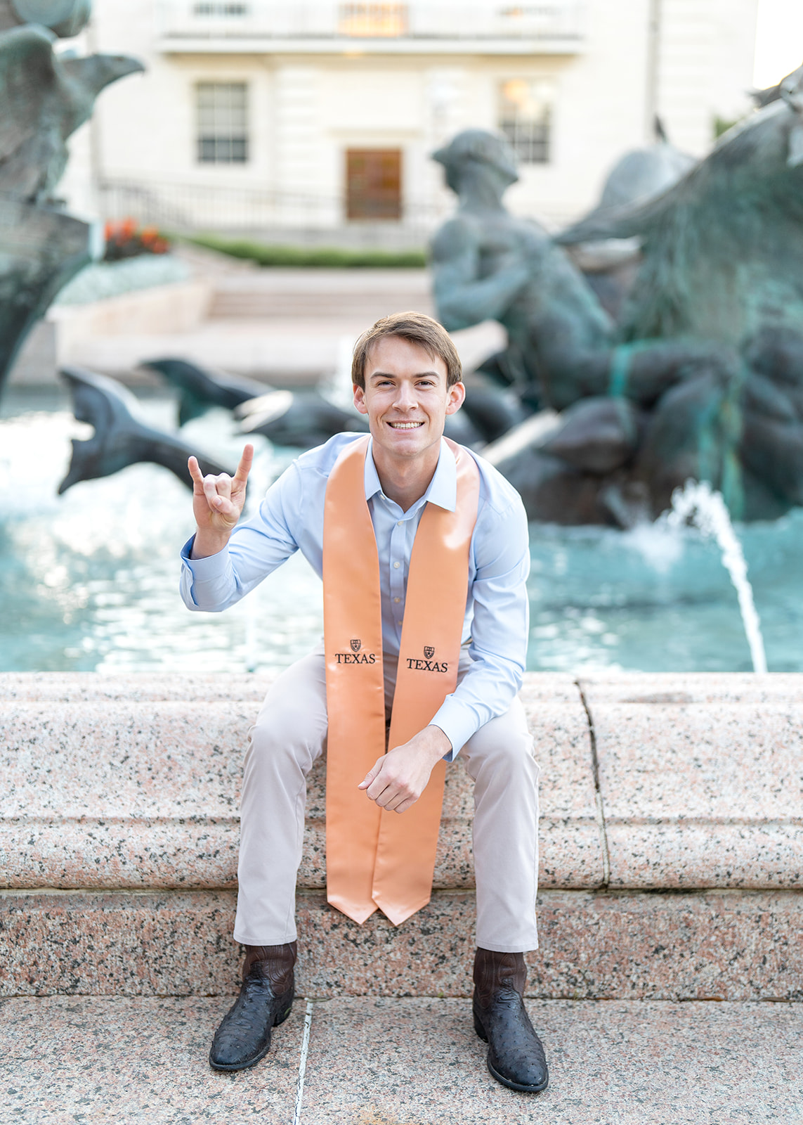 UT Austin Grad Photos fountain